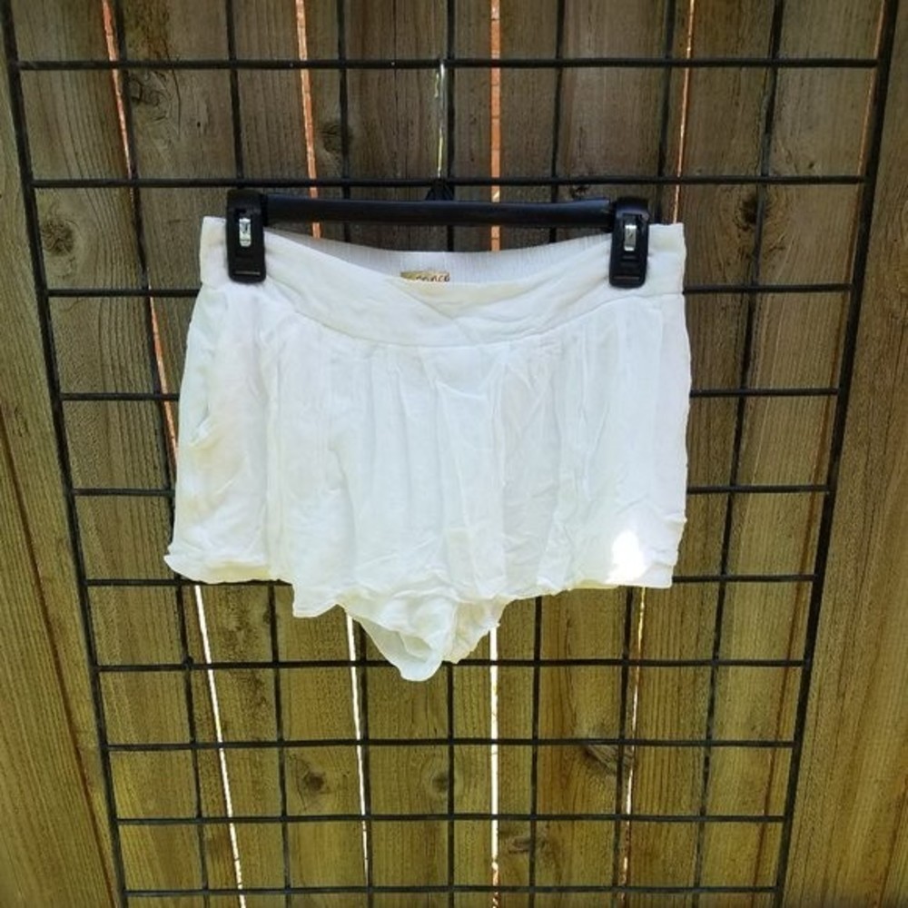 PRINCESS Vera Wang Skort